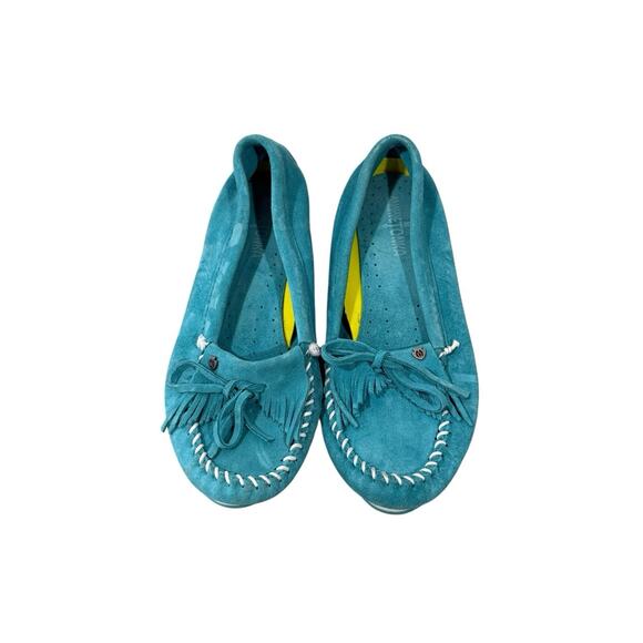 MINNETONKA Turquoise Suede Moccasins Kilty Hard Sole Fringe Boho Hippie 9.5 - Picture 2 of 7